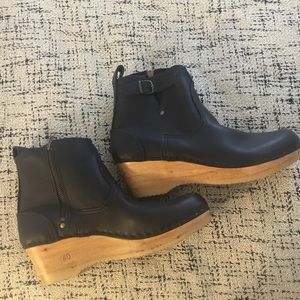 Navy No. 6 clog wedge boots